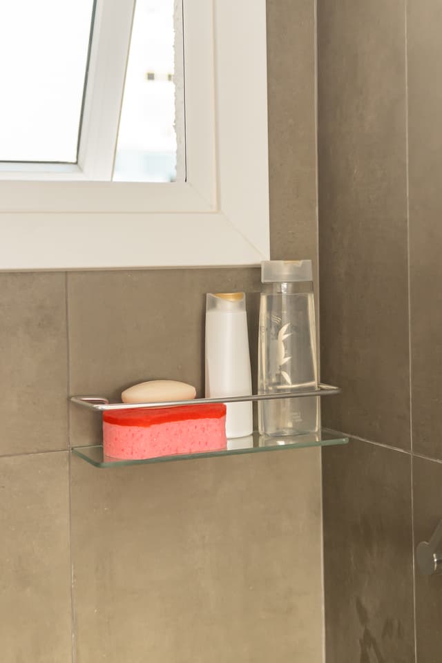 4 - Prateleiras e Cantoneiras